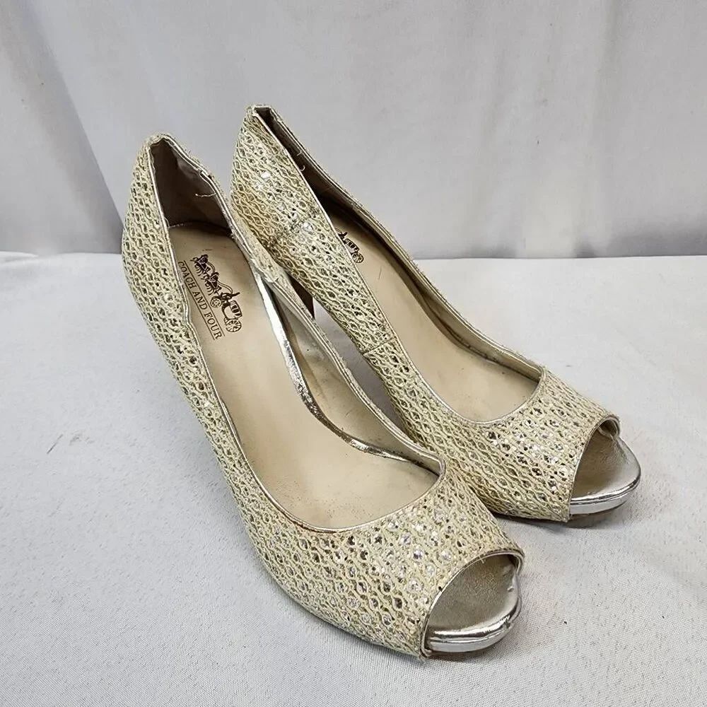 Coach and Four Quillan Open Peep Toe Size 7 Champagne/Silver Sparkle Heels Pumps